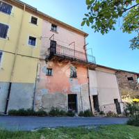 CASA SEMINDIPENDENTE A DERNICE