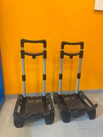 Due carrelli per zaini