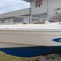Barca Mano' 21.50 motore e rimorchio carrello