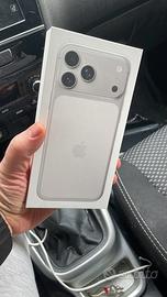 Iphone 17 pro max silver