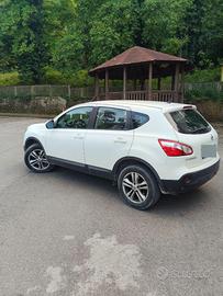 NISSAN QASHQAI 1.6 dCi DPF ACENTA 131 CV  Dic 2011