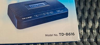 TP-LINK TD-8616 ADSL2+ Ethernet Modem + Accessori,