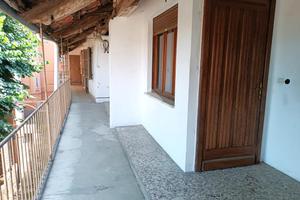 CASA SEMINDIPENDENTE A PETTINENGO