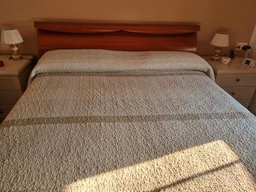Letto matrimoniale con  materasso