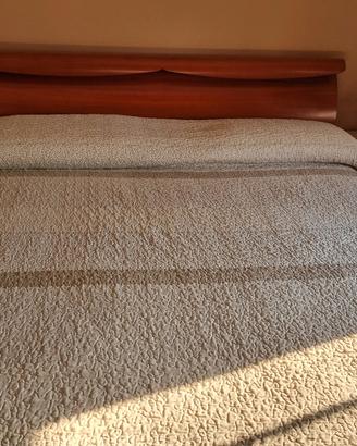 Letto matrimoniale con  materasso
