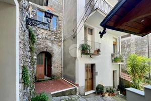 3 LOCALI A SAN GIOVANNI A PIRO