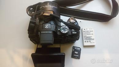 macchina fotografica digitale nikon coolpix p510 
