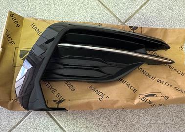 Griglia modanatura anteriore VW Golf 7.5 R-Line dx