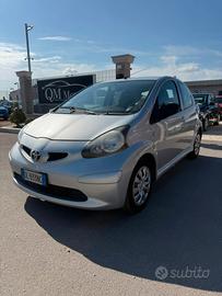 Toyota Aygo 1.0 12V VVT-i 5 porte Sol