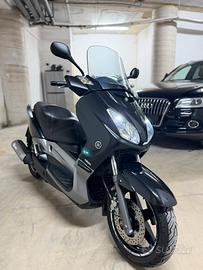 Yamaha Xmax 250