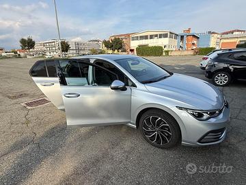 Volkswagen Golf 8 1.4 TSI E-Hybrid DSG 204 CV