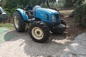 Trattore New Holland LS U60