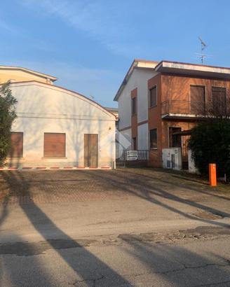 COMPLESSO A CASTIGLIONE DELLE STIVIERE