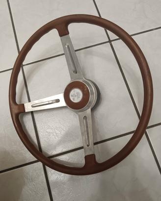 volante alfa romeo 1750