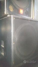 2 subwoofer da 800 watt rms