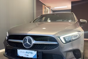 Mercedes classe A 180D Automatic luci ambient