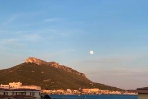A Golfo Aranci a169passi dal mare con vista mare