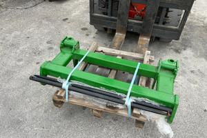 accessori caricatore John Deere per trattore agric