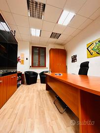 Ufficio arredato taranto