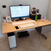 scrivania Ikea 160x80 con 2 cassetti