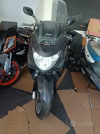 Ricambi usati Kymco Xciting 500 anno 2005