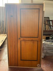 Portone in legno