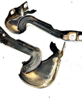 CERNIERE COFANO ANTERIORE DX E SX LANCIA Delta 4°