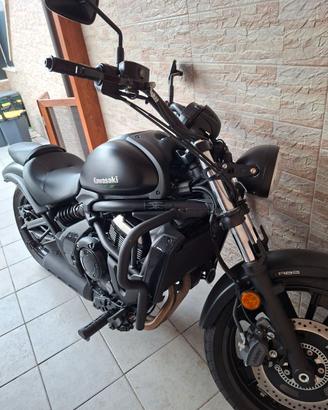 Moto custom Kawasaki vulcan S
