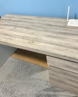 Scrivania IKEA Malm