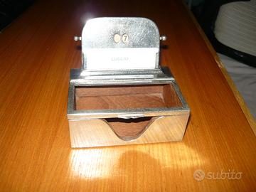 Antico calendario/datario da tavolo e contenitore