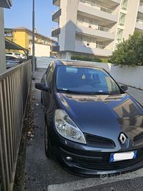 Renault Clio III 2007 (ADATTA NEOPATENTATI)