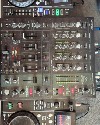 CONSOLE DJ - MDJ500 Gemini (x2), Beringher PRO MIX