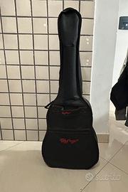 Chitarra con custodia