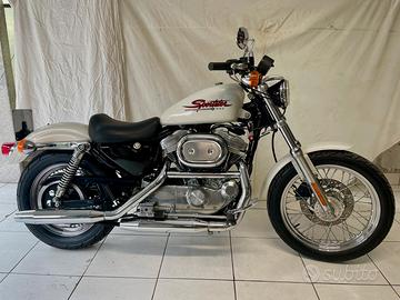 Harley sportster 883