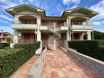 Rif.21| villa a schiera follonica