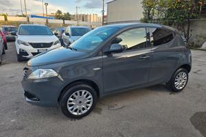 Lancia Ypsilon 0.9 TwinAir 85 CV 5 porte Metano Ec