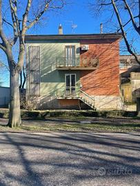 Villa di 368 m² con più di 5 locali e box auto dop