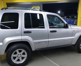 Jeep Cherokee 2.8 CRD Limited cambio automatico ga