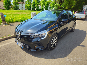 Clio GPL nera anno 2023