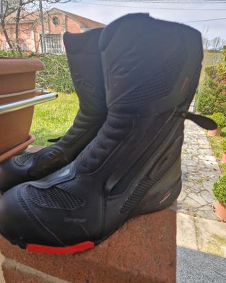 stivale moto alpinestar