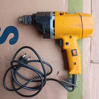 Trapano Black and Decker giallo a filo 220V