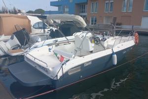 Zeus yacht 25 walkaround 