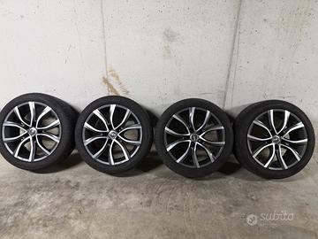 Cerchi MAK R17 completi di gomme