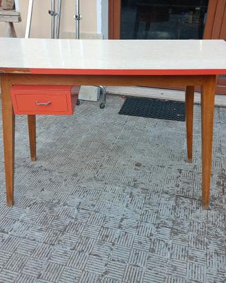 Tavolinetto scrittoio design anni 50/60