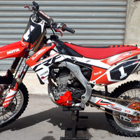 Honda crf 250 red moto 2017