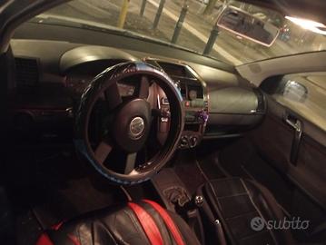 Buona macchina, buoni pneumatici, freni nuovi, ott