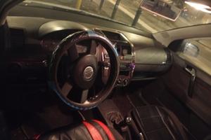 Buona macchina, buoni pneumatici, freni nuovi, ott