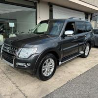 Mitsubishi Pajero 3.2 DI-D 16V aut. 5p. Instyle DP