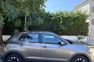 wolkswagen T cros advanced 2019 km 56.000