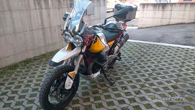 Moto Guzzi V85TT 